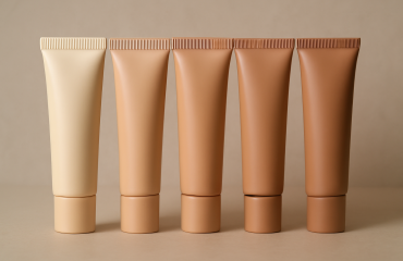 tubes de fond de teint poses