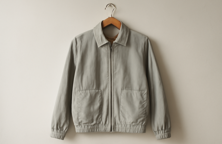 Quelle veste légère privilégier pour les journées mi-saison pluvieuses ?
